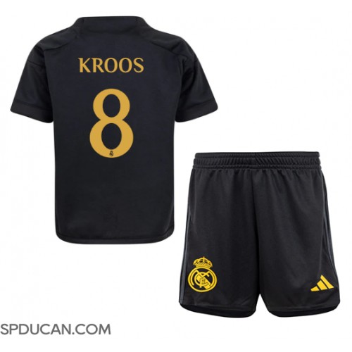 Dječji Nogometni Dres Real Madrid Toni Kroos #8 Rezervni 2023-24 Kratak Rukav (+ Kratke hlače)